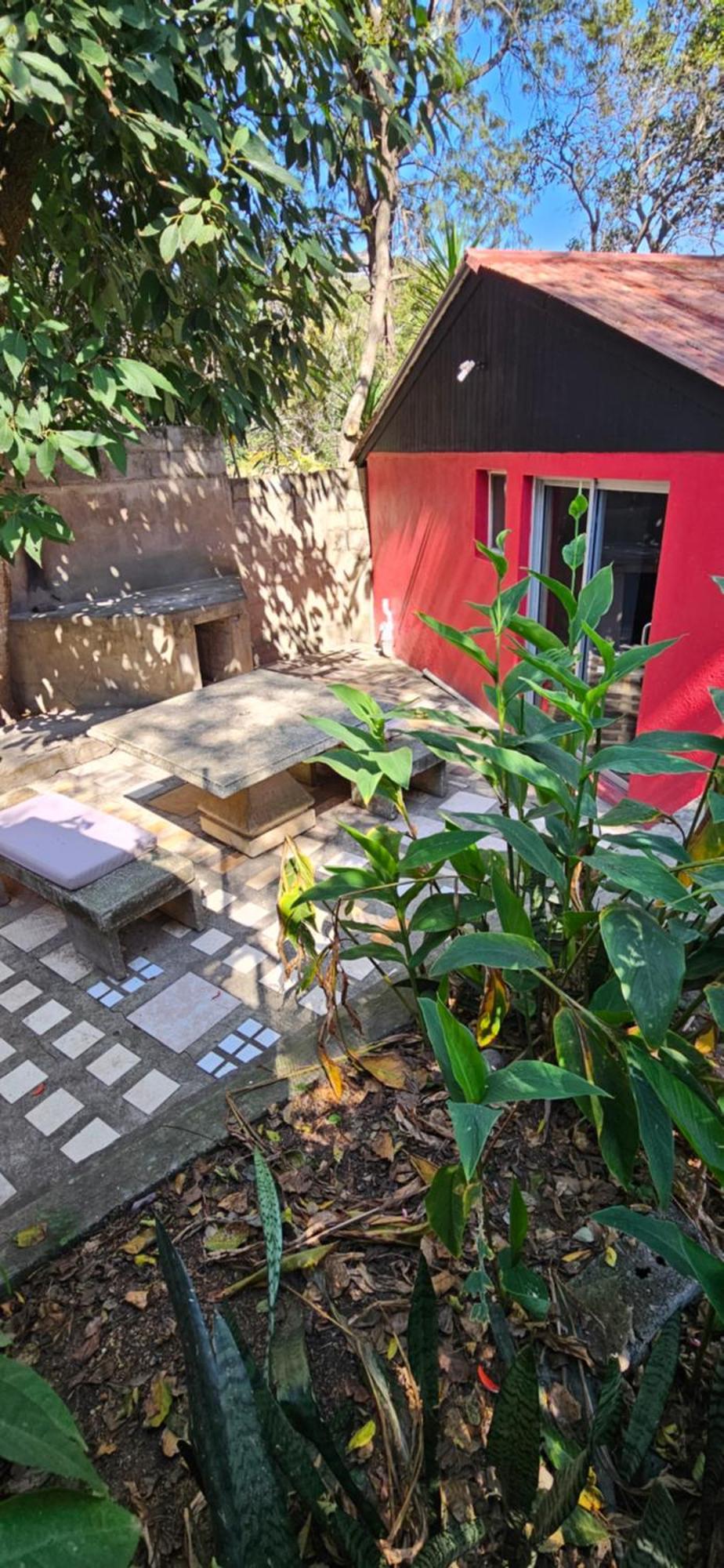 Old Vic Travellers Inn Nelspruit Mbombela Екстериор снимка